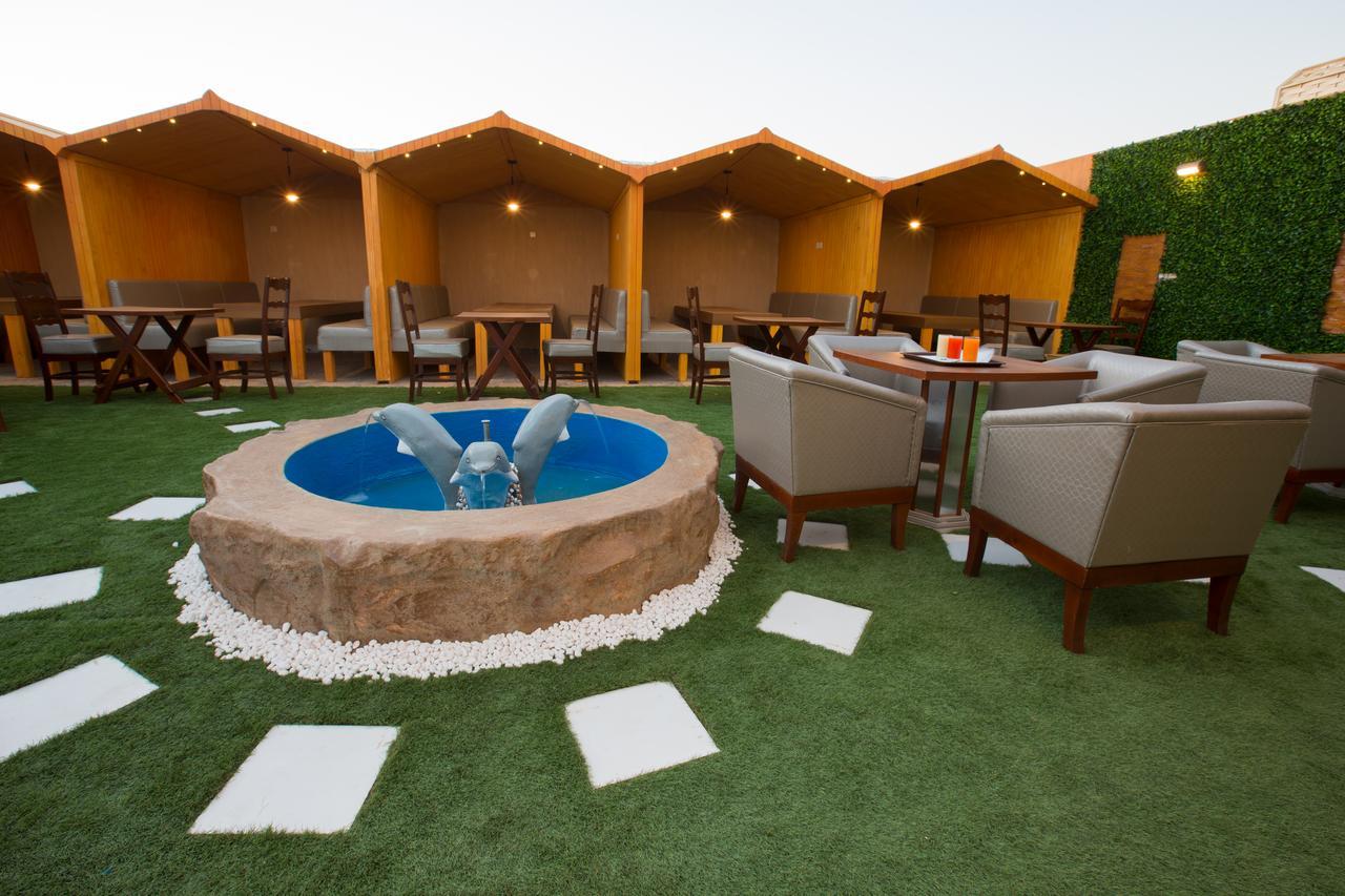 Luxury Hotel Apartments Tabuk Esterno foto